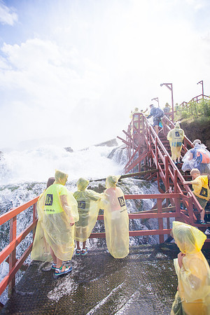 2017 Niagra Falls Negs-11